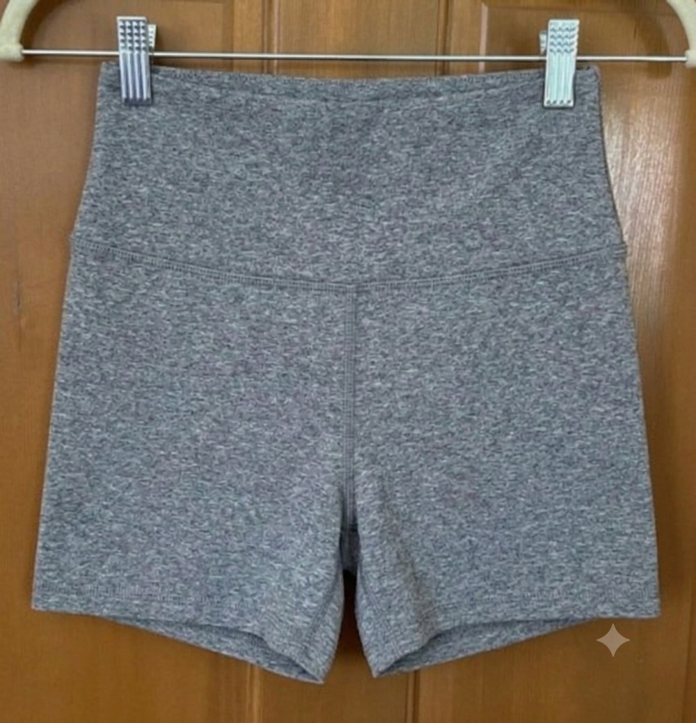 NWOT L Bozzolo High-Waist Cotton Spandex Athletic Shorts